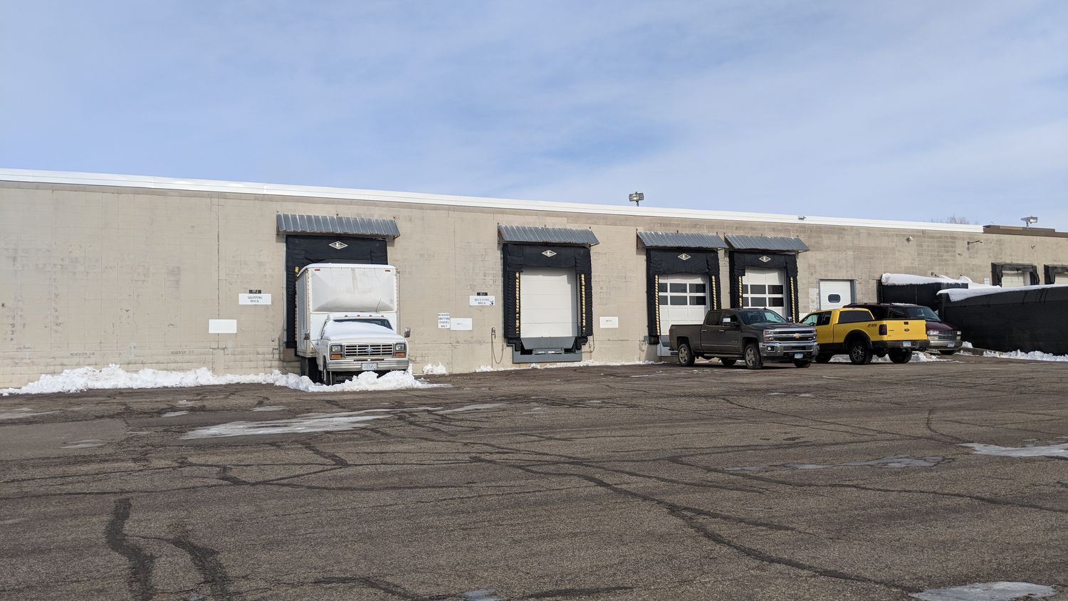 Waseca Office/Industrial - 299 Johnson Ave. - Lease: 299 Johnson Ave SW, Waseca, MN 56093